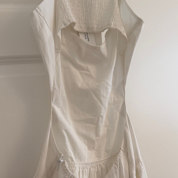 Abercrombie & Fitch White Maxi Dress - Picture 3 of 3